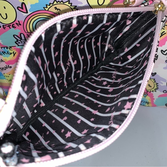 Betsey Johnson “Good Vibes” Weekender Travel Bag with Wristlet/Crossbody Bag - Picture 11 of 16